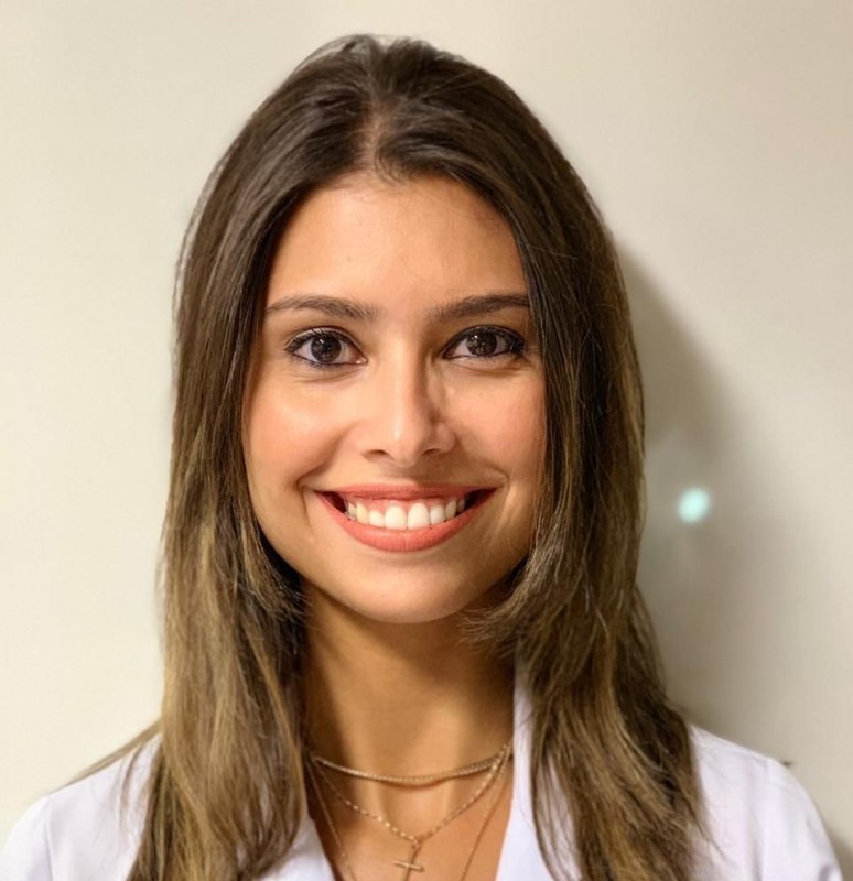 JACQUELINE NUNES DE MENEZES