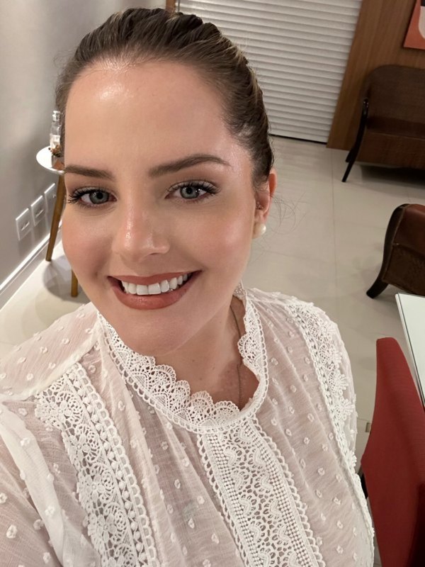 GIOVANA ZAPAROLI DE OLIVEIRA